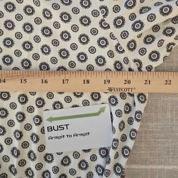 Land's End 1X Modal Blend Jersey Front Tie Top - Picture 9 of 9